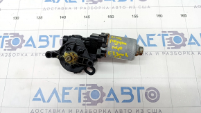 Motor for adjusting the lower cushion of the driver's seat Lexus ES300h ES350 13-18 front
