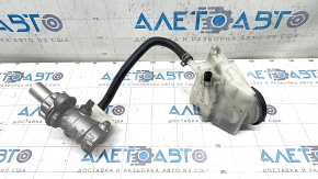 Master brake cylinder with reservoir Honda CRV 17-19 with cover