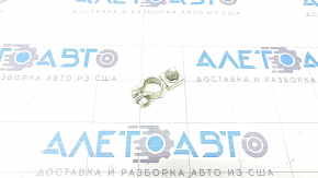 Positive terminal of Toyota Venza battery 21-