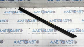 Glass seal inner door rear right Hyundai Kona 18-23