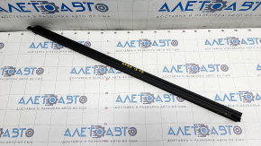 Glass seal inner door front right Hyundai Kona 18-23