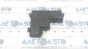 Nissan Rogue 17-20 Triangle Underhood Fuse Box Cover