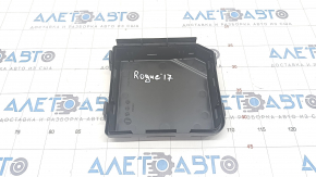 Nissan Rogue 14-20 square underhood fuse box cover