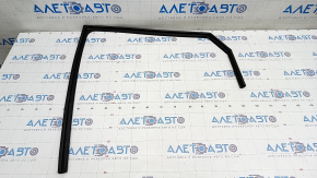Rear left glass seal Hyundai Kona 18-23