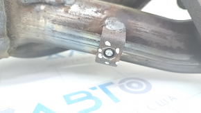 Exhaust manifold with catalytic converter Nissan Rogue 14-20 type 1 bolts are broken