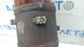 Exhaust manifold with catalytic converter Nissan Rogue 14-20 type 1 bolts are broken