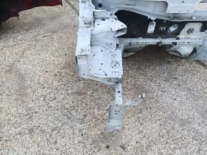 Front right quarter Nissan Rogue 14-20 on the body, silver