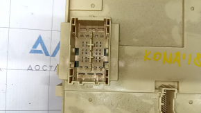 Hyundai Kona 18-23 under-dash fuse box
