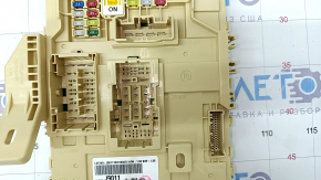 Hyundai Kona 18-23 under-dash fuse box