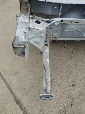 Front right quarter Jeep Cherokee KL 14-18 white, on the body