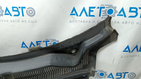 Wiper grille plastic Ford Explorer 11-19 seal dried out, broken fastener