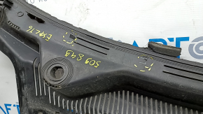 Wiper grille plastic Ford Explorer 11-19 seal dried out, broken fastener