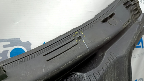 Wiper grille plastic Ford Explorer 11-19 seal dried out, broken fastener