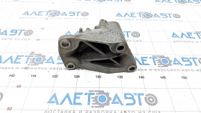 Engine mount bracket left Dodge Durango 11- 3.6