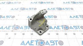 Engine mount bracket right Dodge Durango 11- 3.6