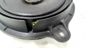 Speaker rear right Nissan Rogue 14-20 dented, broken