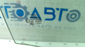 Front right door glass Audi Q7 4L 10-15 scratches