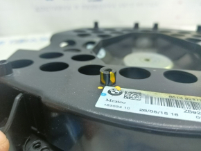 Subwoofer left BMW X5 F15 14-18 HiFi, missing fragment, cracks in fasteners