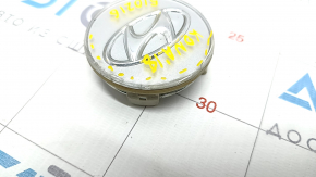 Central cap for disk R16 Hyundai Kona 18-23 59mm gray, cracks