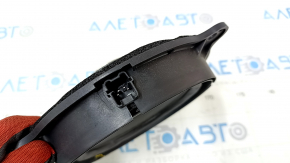 Speaker rear left Nissan Rogue 14-20 fractures, dented