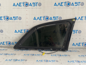 Window blind glass rear left Audi Q7 4L 10-15 with moldings, tinted, scratches