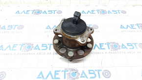 Rear left hub Hyundai Kona 18-23 FWD