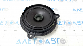 Speaker rear left Nissan Pathfinder 13-20 dented