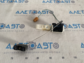 Fuel level sensor left Audi Q7 4L 10-15