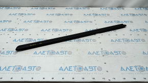 Glass seal inside rear left door VW Tiguan 09-17