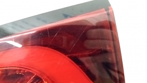 Inner taillight trunk lid left Infiniti JX35 QX60 16-rest, missing fragment, scratches, driftwood