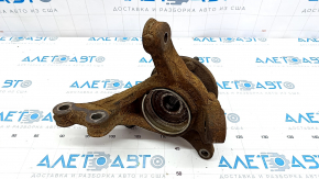The trunnion with the hub front right Toyota Highlander 08-13 rusty, the bearing is jammed
