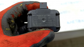 Rain sensor VW Tiguan 09-17 broken fastener