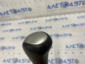 Gear knob Lexus RX300 RX330 RX350 RX400h 04-09 leather black, nickel trim, scratches and nicks on the trim, scuffed and scratches on the leather