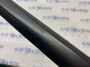 Molding door-glass central front left Hyundai Tucson 16-21 matte, scratches