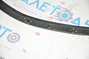 Rear bonnet seal Ford Mustang mk6 15 - tears