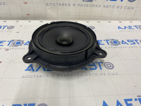 Speaker rear left Nissan Pathfinder 13-20 dented