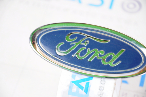 Emblem badge front bumper Ford Focus mk3 15-18 rest chipped