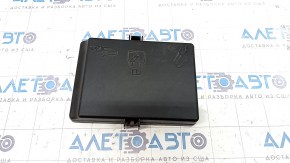 Dodge Challenger 15- Underhood Fuse Box Cover