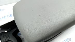 Console central armrest Toyota Camry v40 gray, scratches, pokes on leather