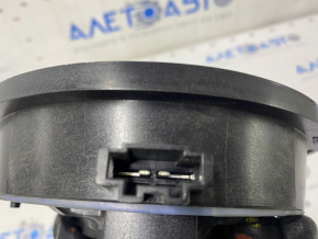 Mercedes CLA 14-19 rear right speaker dented