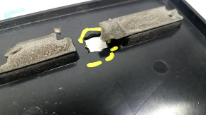 Platform for the number of the door of the trunk of Audi Q5 80A 18-24 breakage of the fastener