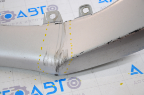 Mitsubishi Outlander 16-21 front bumper lip scratches, torn fastening