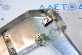 Front bumper molding chrome central right Mitsubishi Outlander 16-21 rest sand, broken crepe, scratches, cracks