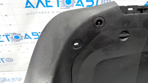 Left arch trim Chevrolet Volt 16 - black, scratches, worn