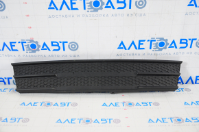 Front bumper grille central Ford Escape MK3 13-16 prerest matt bumpers