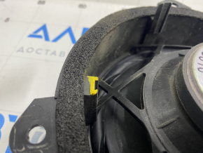 Subaru Forester 14-18 SJ rear right speaker is dented, the mount is broken
