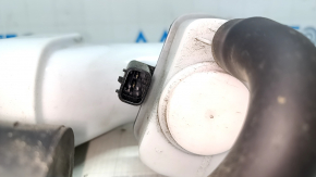 Carbon Canister Absorber Dodge Challenger 09 - Broken Mount
