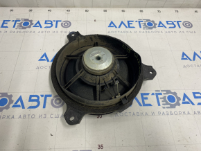 Subaru Outback 15-19 rear right speaker dented