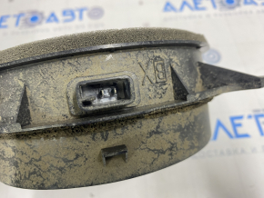 Subaru Outback 15-19 rear right speaker dented