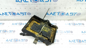 Battery tray Ford Explorer 11-19 rusty mount, crack in mount
